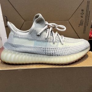 Yeezy Boost 350 V2 Citrin (Non-Reflective) mens 8.5